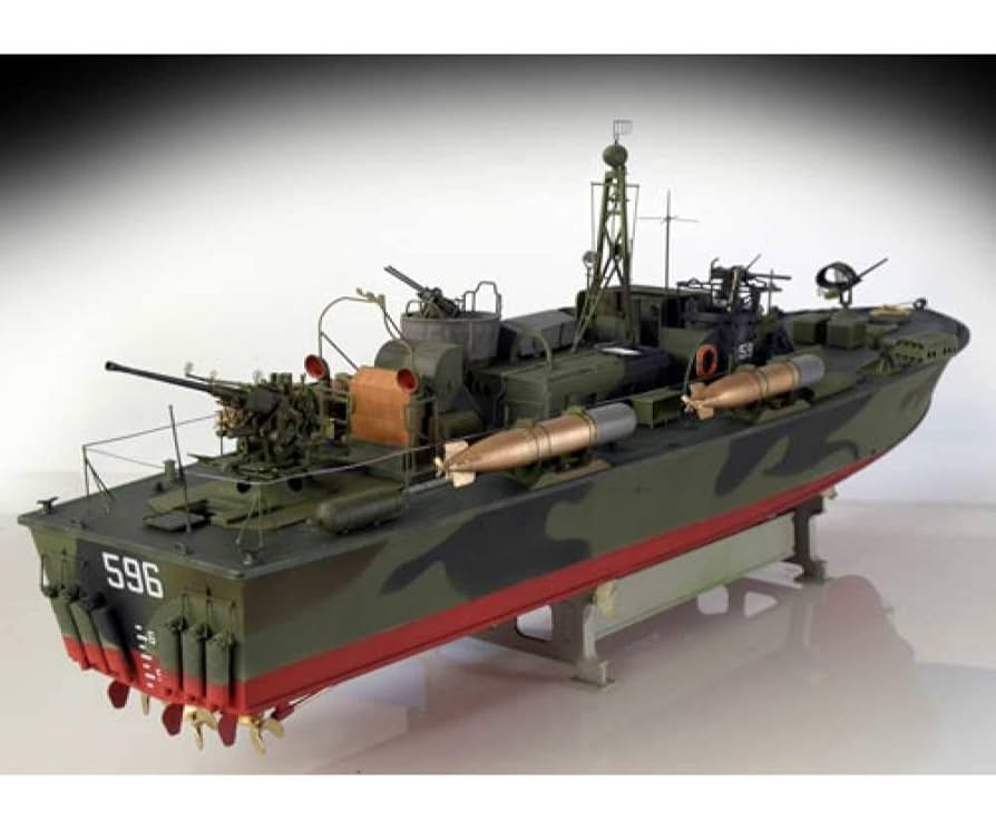 TAMIYA - 新品未使用プラモデル1/35スケールタミヤ/イタレリ製米国魚雷艇PT-596 Amazon | タミヤ イタレリ 5602 1/35 ELCO 80フィート魚雷艇 PT